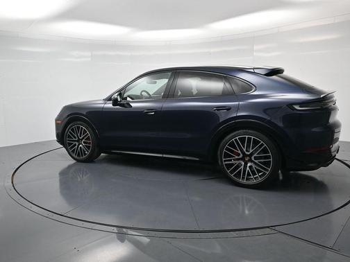 2026 Porsche Cayenne GTS