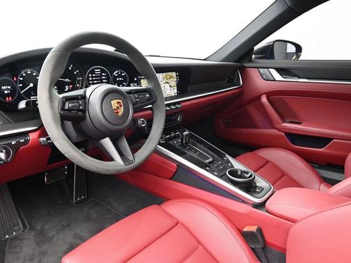 2024 Porsche 911 Carrera