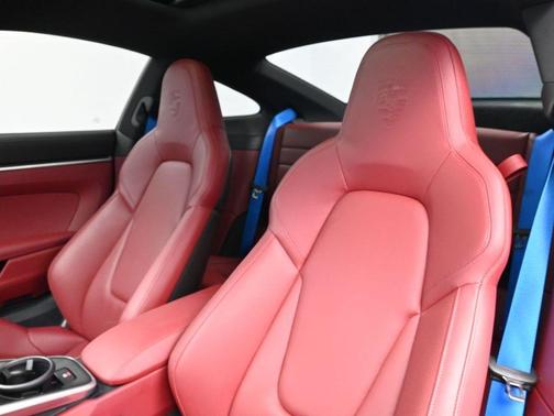 2024 Porsche 911 Carrera