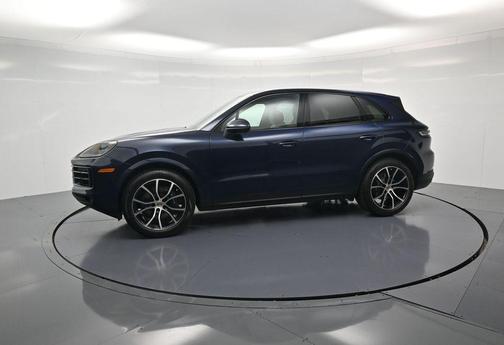 Blue Metallic 2026 Porsche Cayenne Base