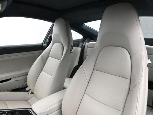 2017 Porsche 911 Carrera 4S