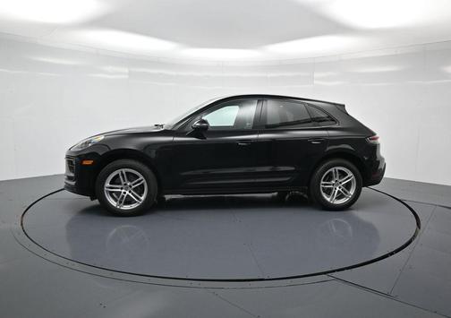2025 Porsche Macan T