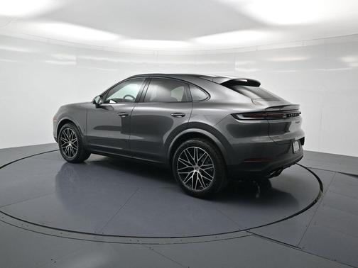 2026 Porsche Cayenne AWD