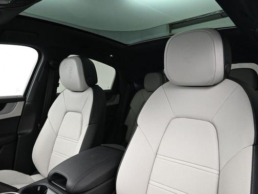 2026 Porsche Cayenne AWD