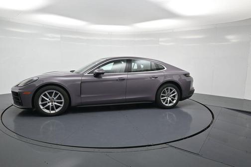 2026 Porsche Panamera 4