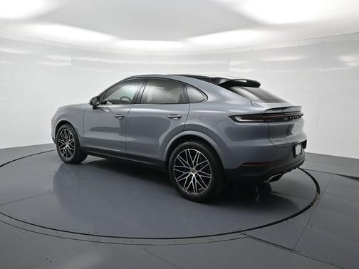 2024 Porsche Cayenne AWD