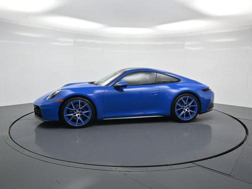 2025 Porsche 911 Carrera
