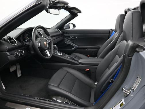 2025 Porsche 718 Boxster GTS 4.0