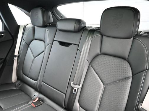 2026 Porsche Macan T