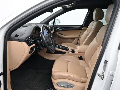 2024 Porsche Macan 