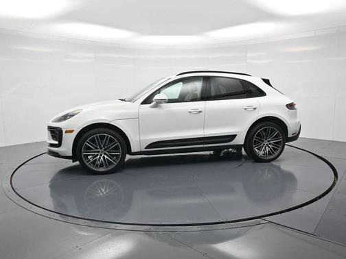 2024 Porsche Macan 