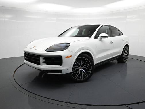 2025 Porsche Cayenne AWD