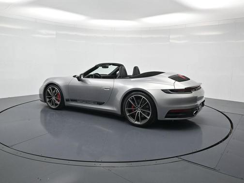 2022 Porsche 911 Carrera S