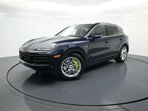 2026 Porsche Cayenne AWD