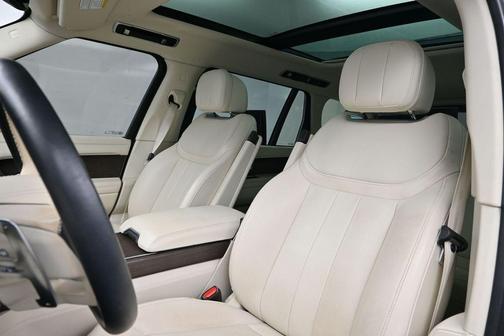 Batumi Gold 2023 Land Rover Range Rover Autobiography