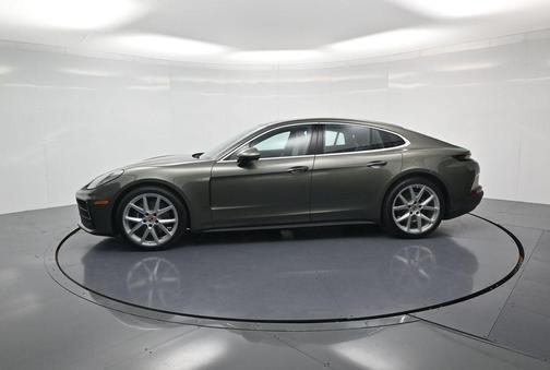 Green 2026 Porsche Panamera 4