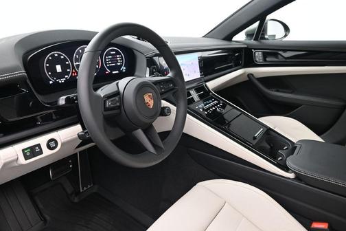 Green 2026 Porsche Panamera 4
