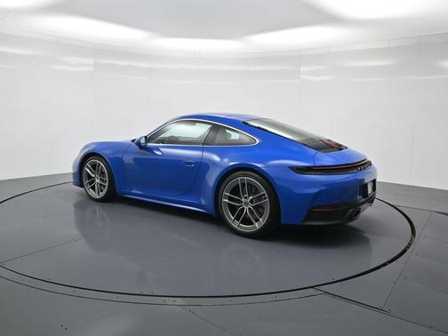 2025 Porsche 911 Carrera