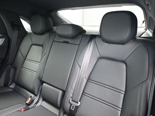 2026 Porsche Cayenne AWD