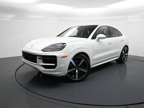 2026 Porsche Cayenne AWD