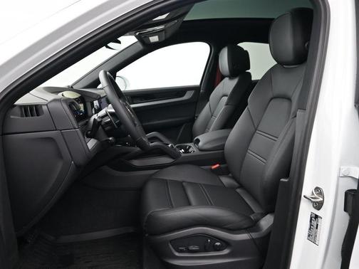 2026 Porsche Cayenne AWD