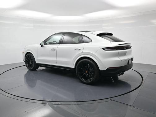 2026 Porsche Cayenne AWD