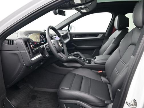 2026 Porsche Cayenne AWD