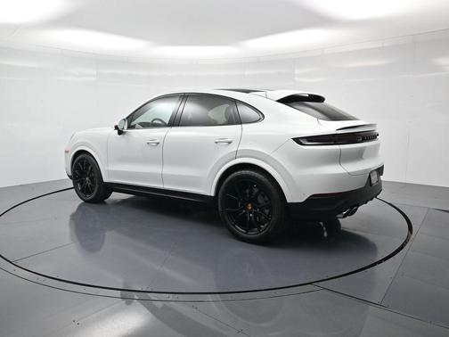 2026 Porsche Cayenne AWD