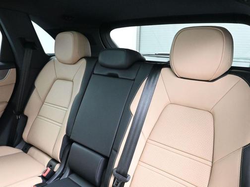 2026 Porsche Cayenne AWD