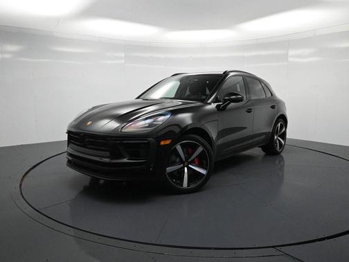 2025 Porsche Macan S