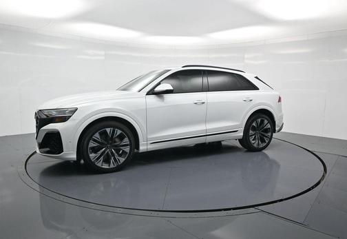 2025 Audi Q8 55 Premium