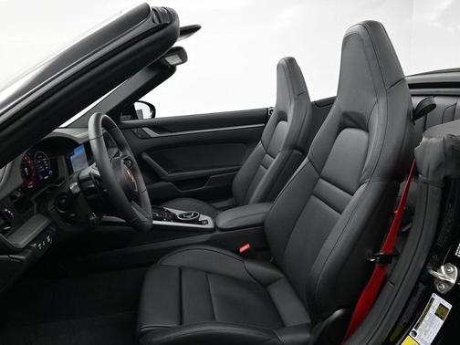 2025 Porsche 911 Carrera S