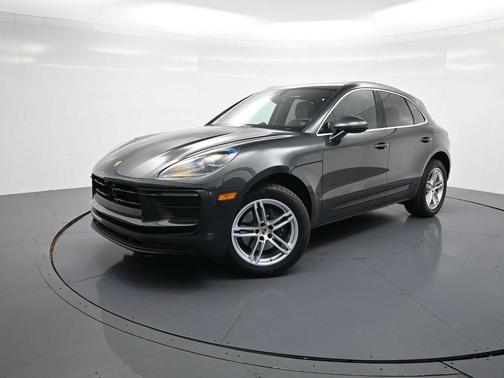 2026 Porsche Macan 