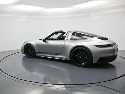 2024 Porsche 911 Targa 4 GTS