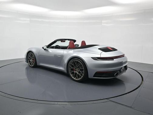 2020 Porsche 911 Carrera S