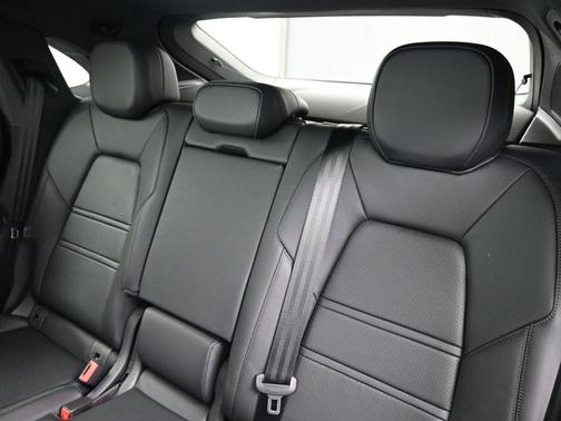 2025 Porsche Cayenne S Coupe AWD