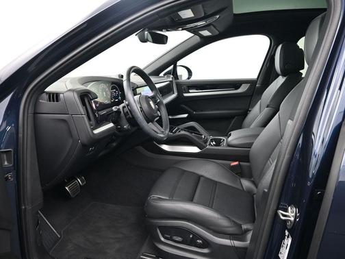 2025 Porsche Cayenne S Coupe AWD