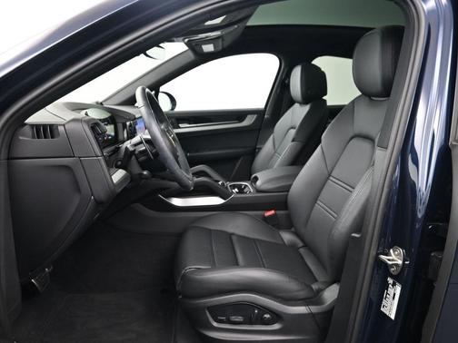 2025 Porsche Cayenne S Coupe AWD