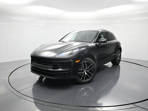 2025 Porsche Macan