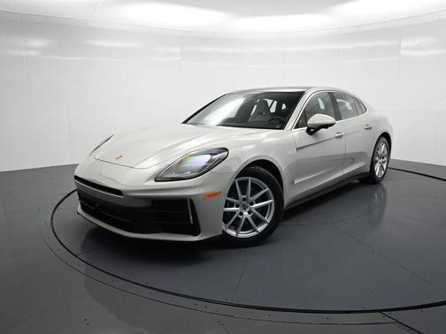 2026 Porsche Panamera Base