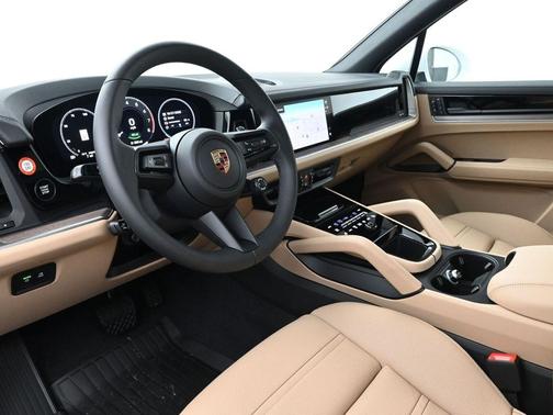 2026 Porsche Cayenne AWD