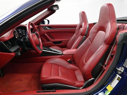 2021 Porsche 911 Carrera S