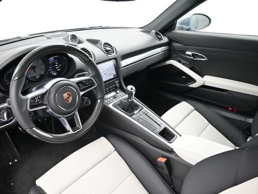2025 Porsche 718 Cayman S