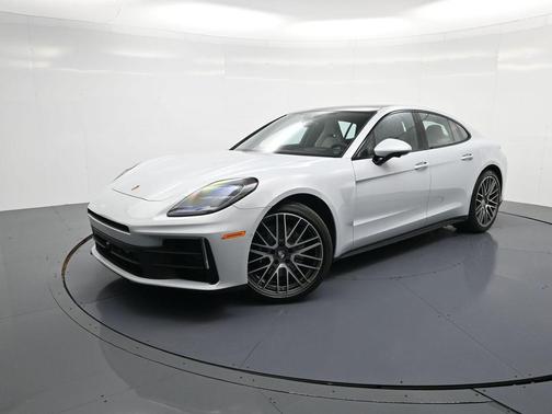 Ice 2026 Porsche Panamera 4