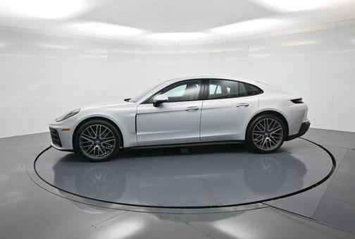 Ice 2026 Porsche Panamera Base