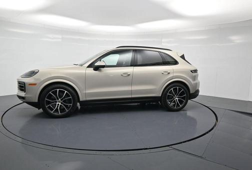 2025 Porsche Cayenne Base