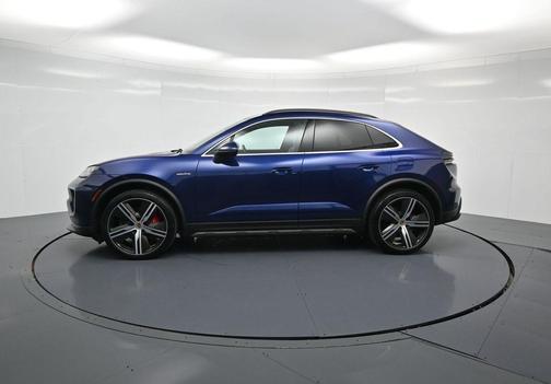 2025 Porsche Macan 4S
