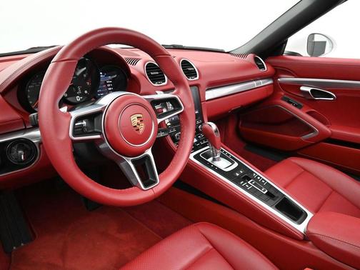 2021 Porsche 718 Boxster 