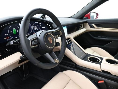 2025 Porsche Taycan GTS