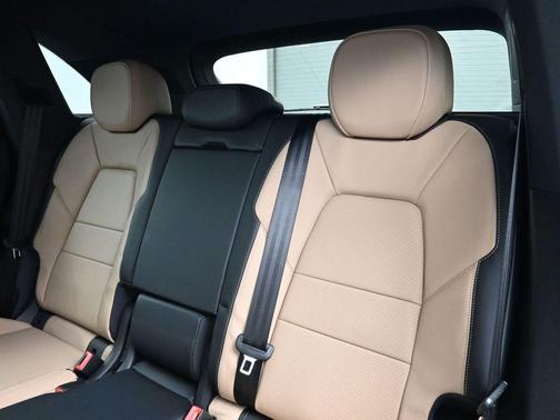 Green 2025 Porsche Cayenne Base